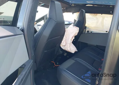 2024 Tesla Cybertruck Cyberbeast from USA, damaged, VIN 7G2CEHEE3RA040518